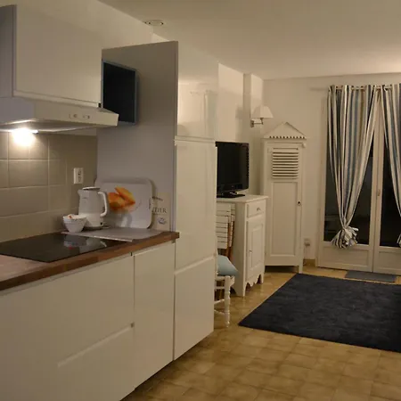 Дом отдыха Maison Proche Ocean Бат-сюр-Мер